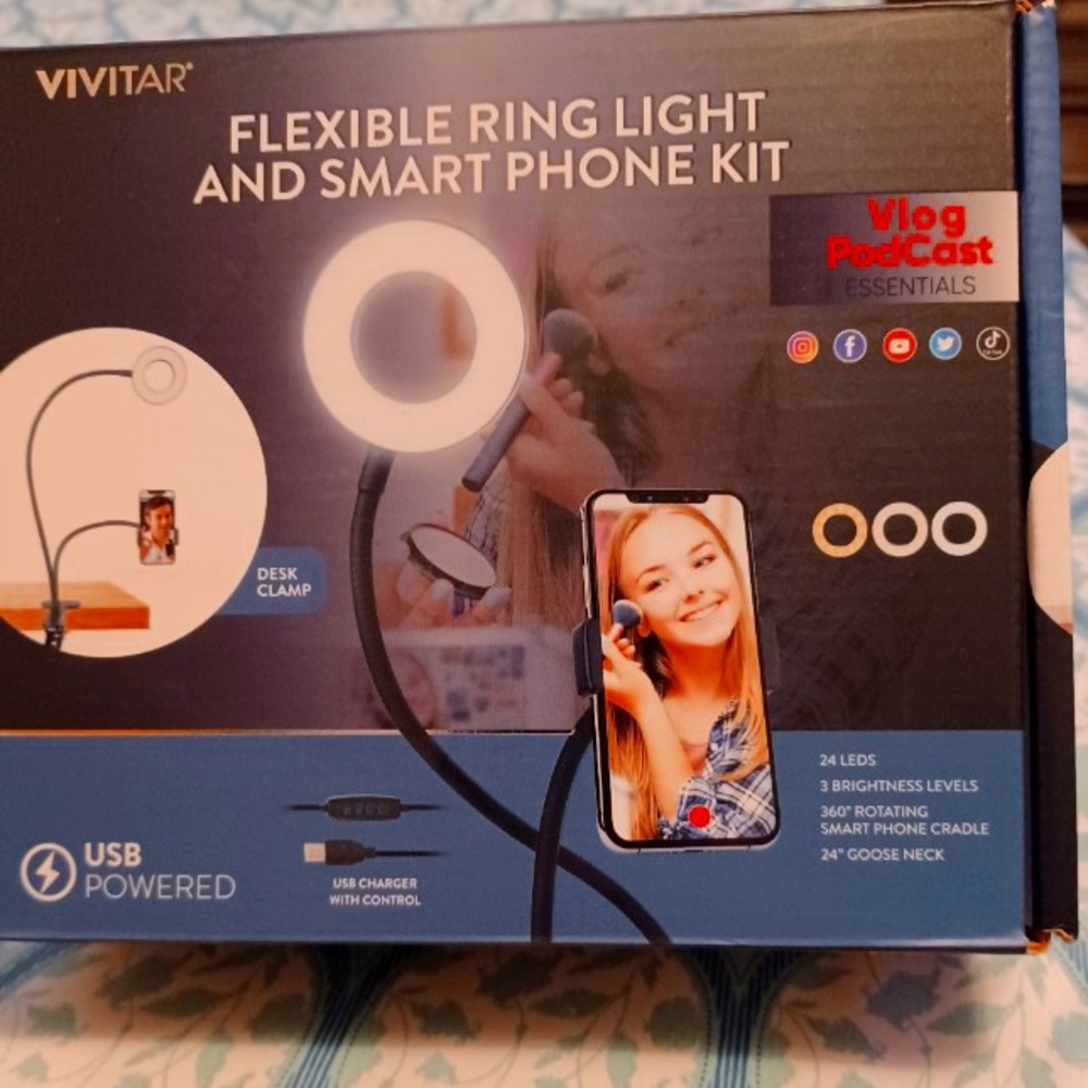 Vivitar Flexible ring light and smart phone kit NIB